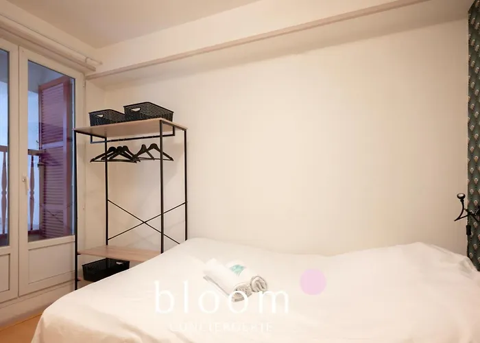 Le Dom Place Stanislas Equipe Pour 4 Personnes Apartament